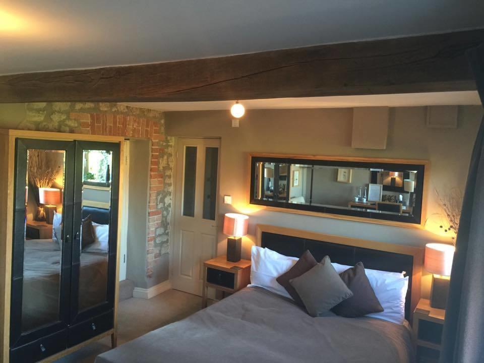The Mole And Chicken Hotell Long Crendon Exteriör bild